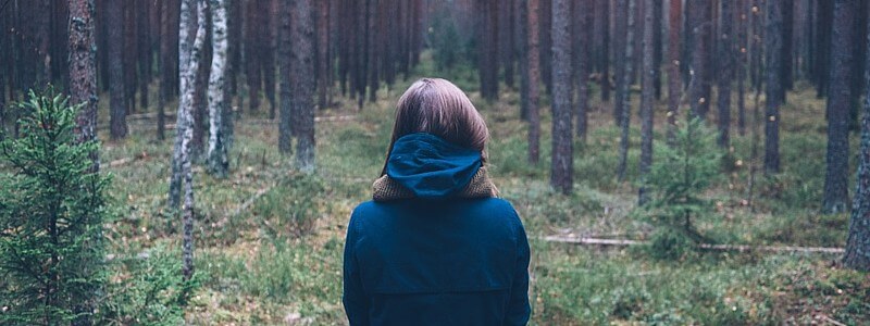 Woman with long hair. Image courtesy pixabay.com